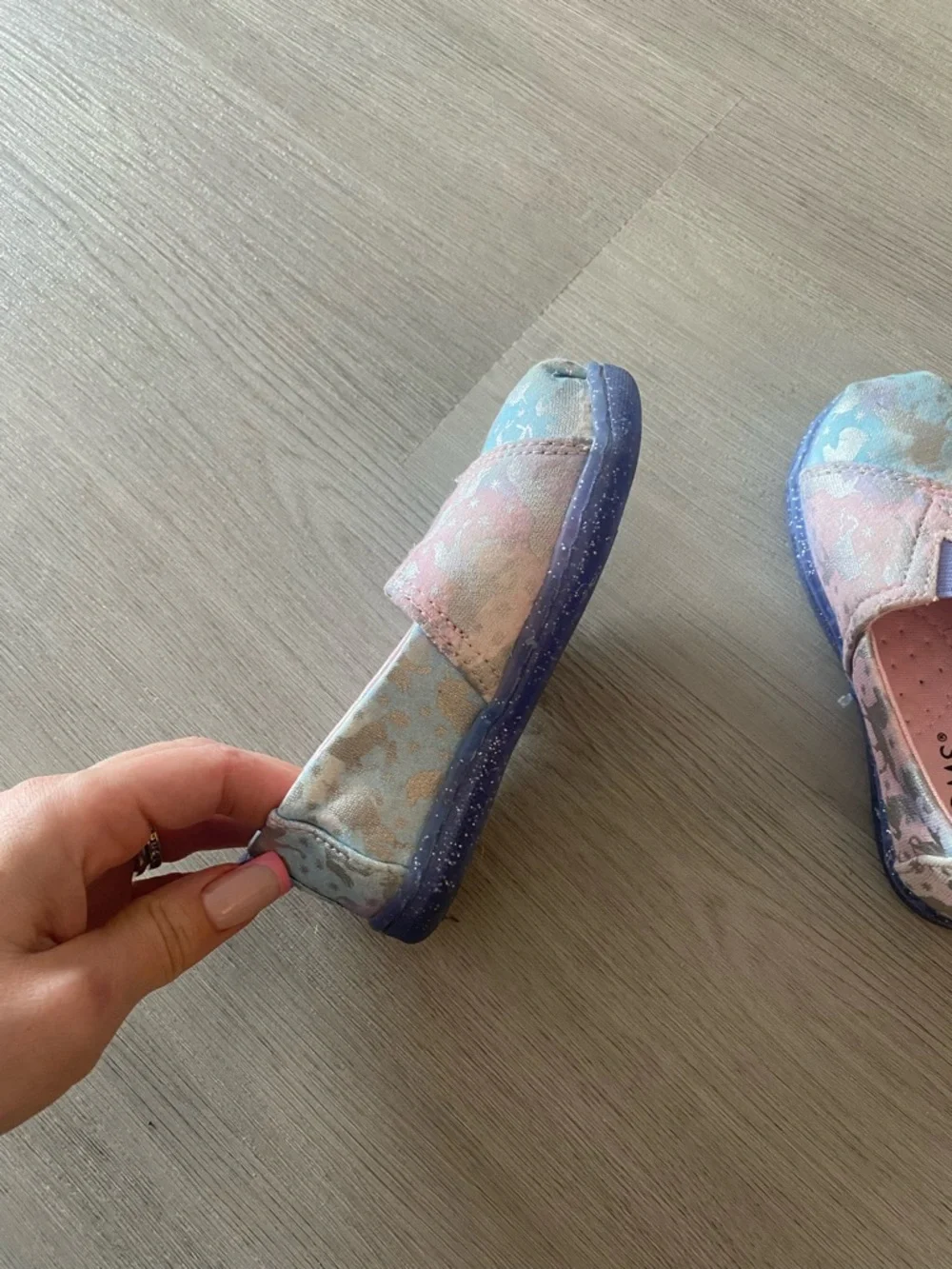Toms Kids Moccasin Slip-On Shoes in Pink & Light Blue